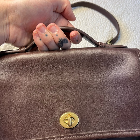 Coach vintage leather Station shoulder crossbody bag - Picture 10 of 17